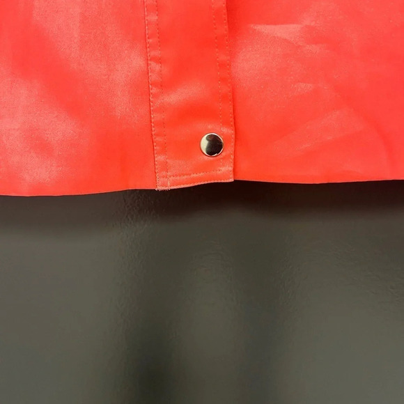 Samual Dong women’s S short sleeved jacket bright coral, kinda raincoat material - Picture 13 of 16